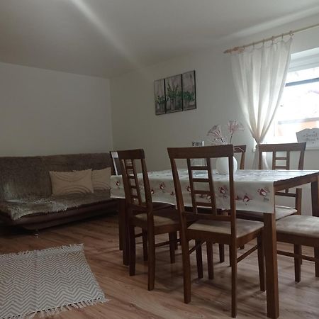 Apartman Paula -Dovolenka Pri Aquaparku Liptovský Mikuláš 外观 照片
