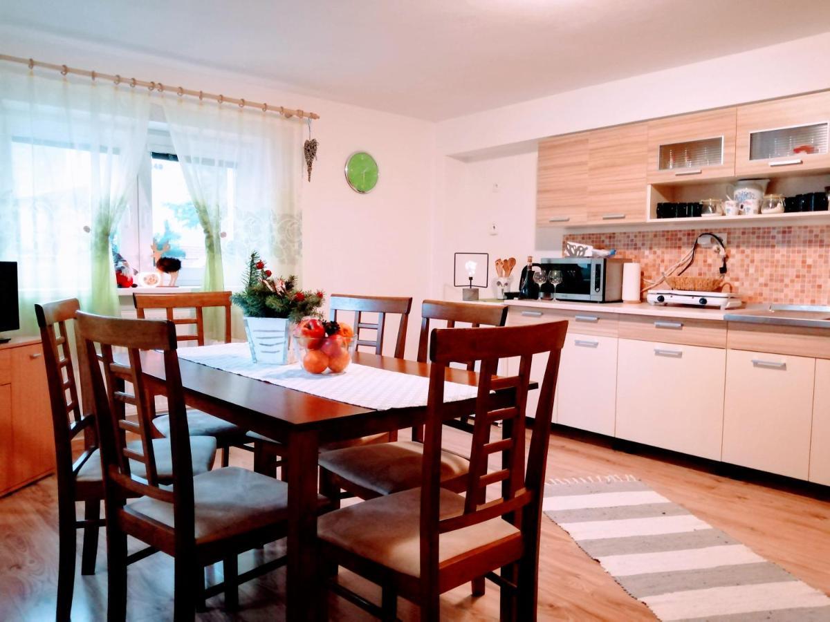 Apartman Paula -Dovolenka Pri Aquaparku Liptovský Mikuláš 外观 照片