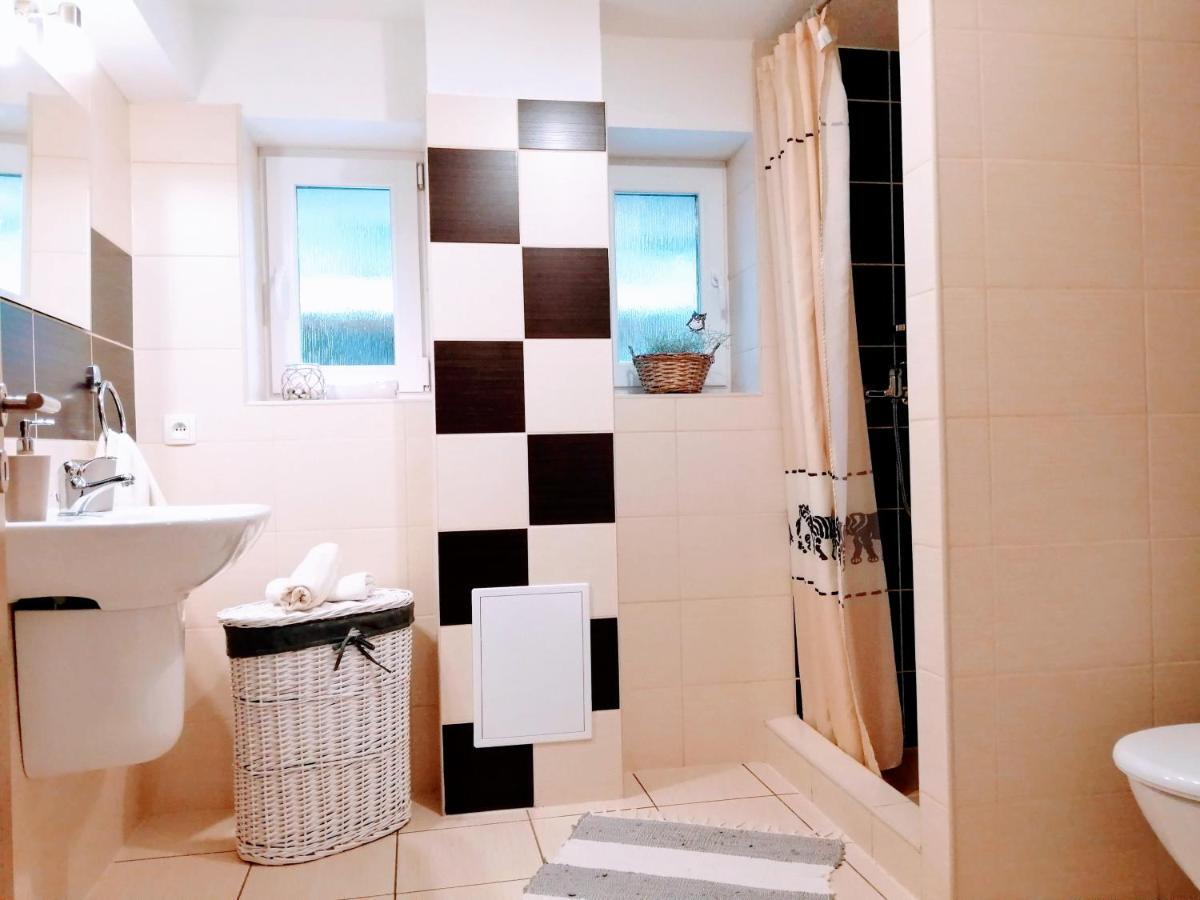 Apartman Paula -Dovolenka Pri Aquaparku Liptovský Mikuláš 外观 照片